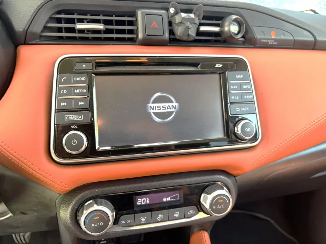 Nissan Micra 2017 - 8950 EUR, 161014 km - AUTO.MOTO.pt - 161014km - foto 11 de 15