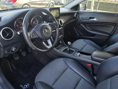 Mercedes-Benz CLA 180 2016 - 16990 EUR, 169000 km - AUTO.MOTO.pt - 169000km - foto 15 de 33