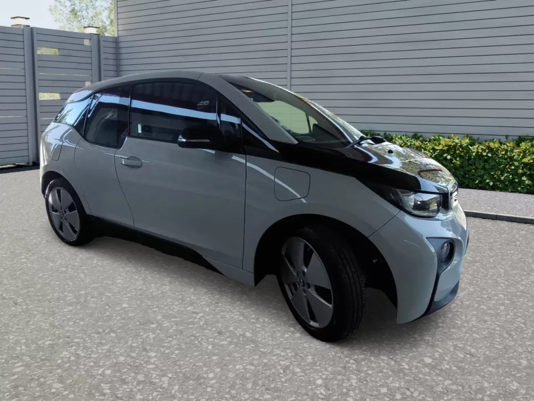 BMW i3 2016 - 13990 EUR, 180000 km - AUTO.MOTO.pt - 180000km - foto 3 de 9