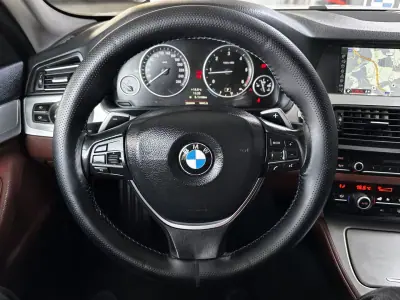 BMW 520 2012 - 17999 EUR, 200000 km - AUTO.MOTO.pt - 200000km - foto 23 de 35