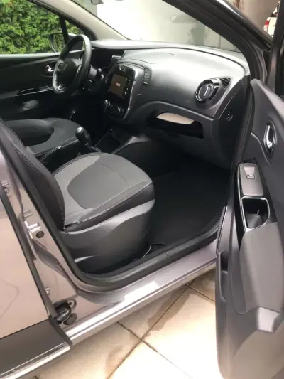 Renault Captur 2017 - 10900 EUR, 116000 km - 116000km - foto 25 de 32