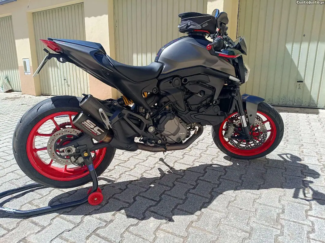 Ducati Monster 937 SP 2021 - 8375 EUR, 30000 km - AUTO.MOTO.pt - 30000km - foto 1 de 11