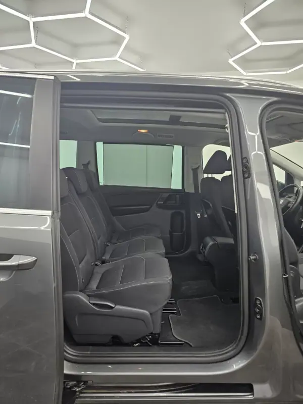 SEAT Alhambra 2011 - 12650 EUR, 216141 km - AUTO.MOTO.pt - 216141km - foto 47 de 51