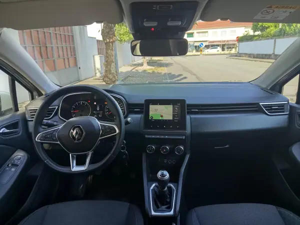 Renault Clio 2020 - 12990 EUR, 40700 km - 40700km - foto 14 de 17