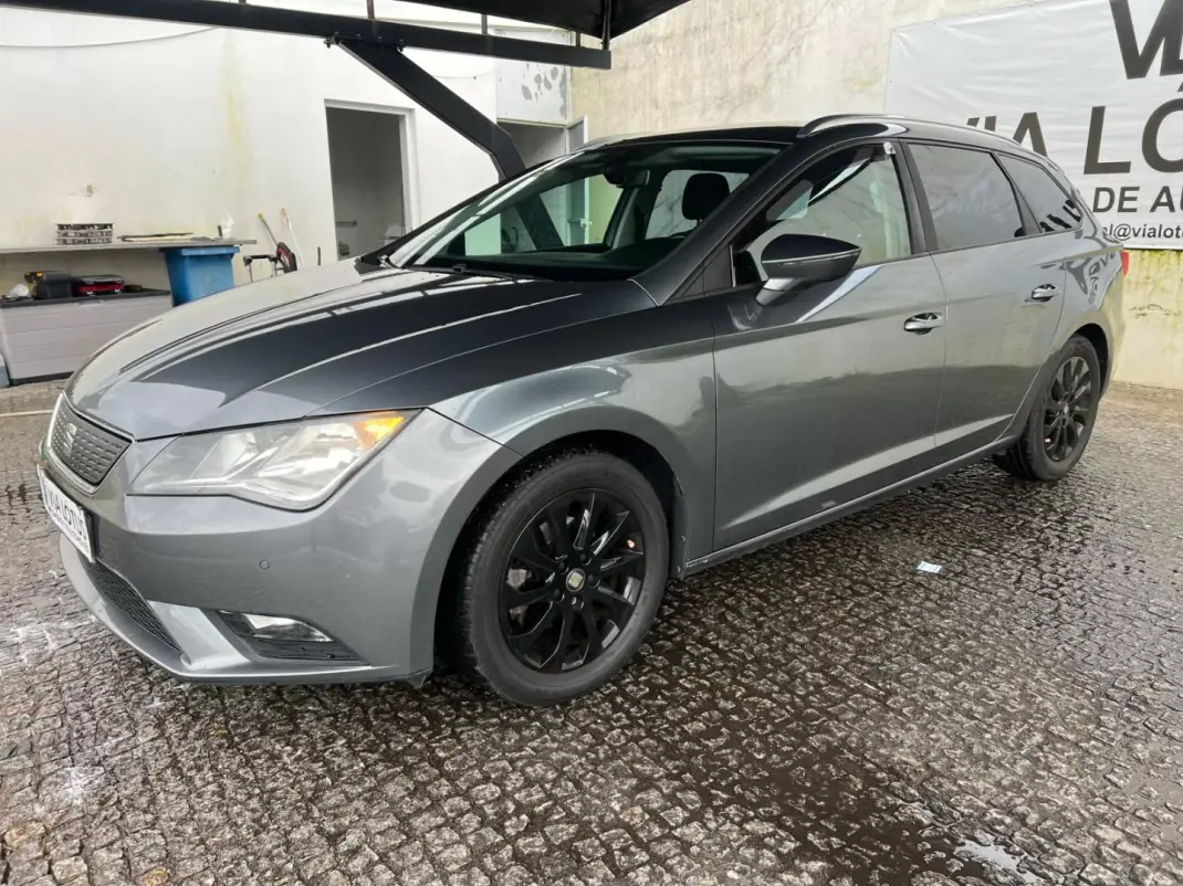 SEAT Leon ST 2016 - 12500 EUR, 159200 km - AUTO.MOTO.pt - 159200km - foto 1 de 5
