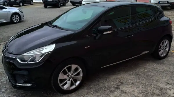 Renault Clio 2017 - 9950 EUR, 77000 km - 77000km - foto 7 de 35