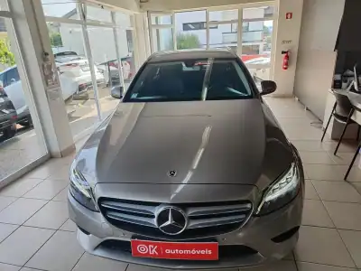 Mercedes-Benz C 300 2020 - 25750 EUR, 107000 km - AUTO.MOTO.pt - 107000km - foto 4 de 42
