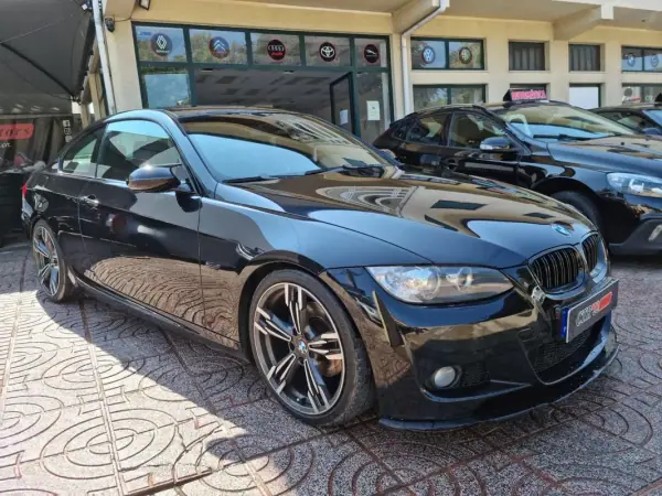 BMW 320 2008 - 16500 EUR, 140000 km - AUTO.MOTO.pt - 140000km - foto 4 de 18