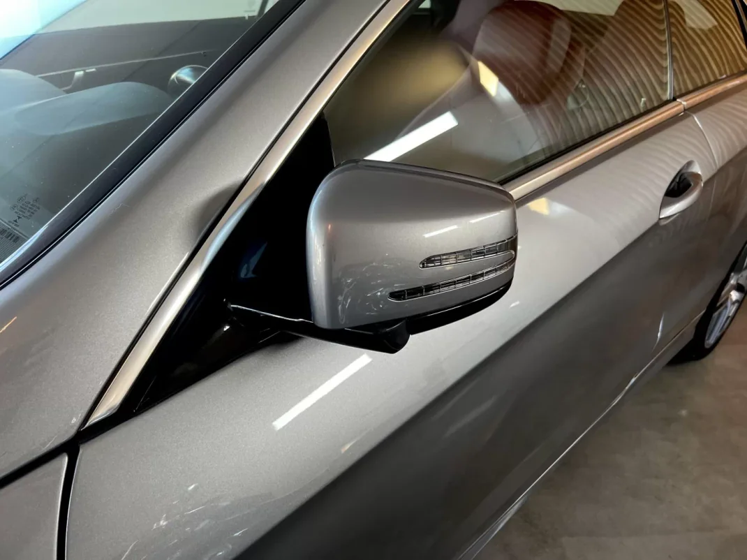 Mercedes-Benz E 220 2015 - 24999 EUR, 161900 km - AUTO.MOTO.pt - 161900km - foto 21 de 135