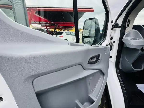 Ford Transit 2019 - 21999 EUR, 169000 km - AUTO.MOTO.pt - 169000km - foto 15 de 24