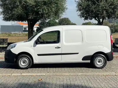 Renault Kangoo 1.5 dCi Longa IVA Dedutível 2021 - 13900 EUR, 151000 km - AUTO.MOTO.pt - 151000km - foto 10 de 27
