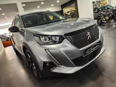 Peugeot 2008 2021 - 16500 EUR, 65000 km - AUTO.MOTO.pt - 65000km - foto 12 de 59