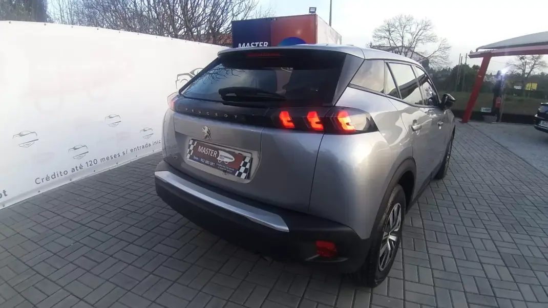 Peugeot 2008 2023 - 18250 EUR, 30000 km - AUTO.MOTO.pt - 30000km - foto 16 de 44