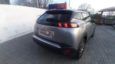 Peugeot 2008 2023 - 18250 EUR, 30000 km - AUTO.MOTO.pt - 30000km - foto 16 de 44