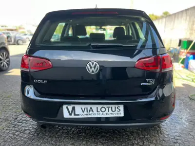 Volkswagen Golf 2015 - 8500 EUR, 318550 km - AUTO.MOTO.pt - 318550km - foto 4 de 12