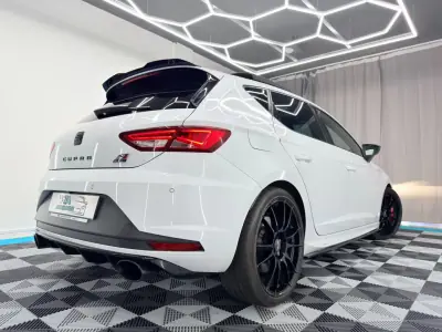 SEAT Leon 2016 - 25500 EUR, 137000 km - AUTO.MOTO.pt - 137000km - foto 13 de 33