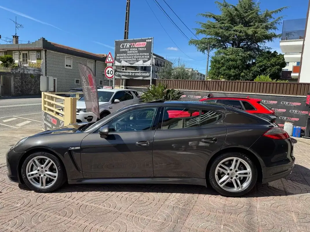 Porsche Panamera 2012 - 32900 EUR, 194000 km - AUTO.MOTO.pt - 194000km - foto 11 de 32