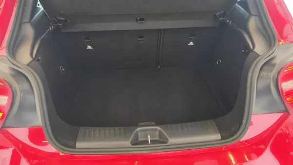 Mercedes-Benz A 160 2015 - 12900 EUR, 208637 km - AUTO.MOTO.pt - 208637km - foto 23 de 53