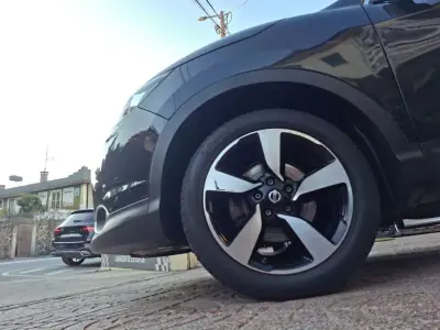 Nissan Qashqai 2015 - 12900 EUR, 138773 km - AUTO.MOTO.pt - 138773km - foto 16 de 39
