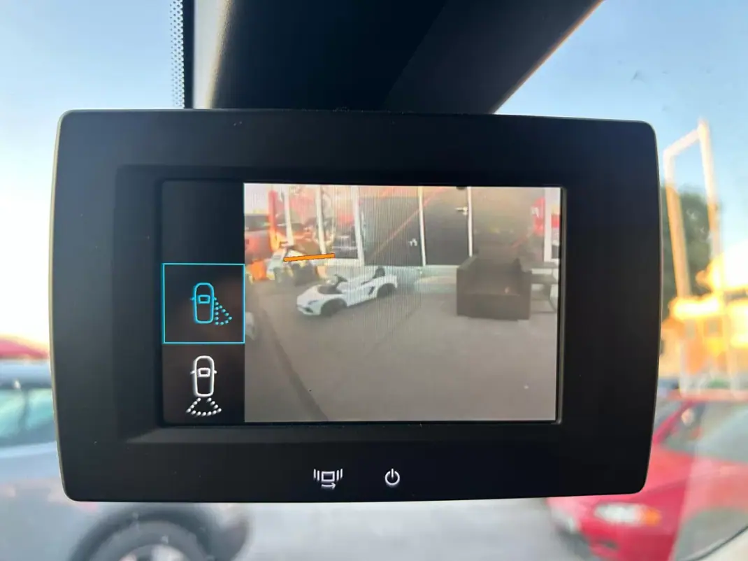 Peugeot PARTNER GIRAFON 2020 - 12990 EUR, 80000 km - AUTO.MOTO.pt - 80000km - foto 13 de 16