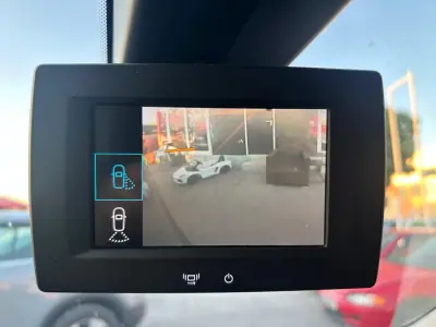 Peugeot PARTNER GIRAFON 2020 - 12990 EUR, 80000 km - AUTO.MOTO.pt - 80000km - foto 13 de 16