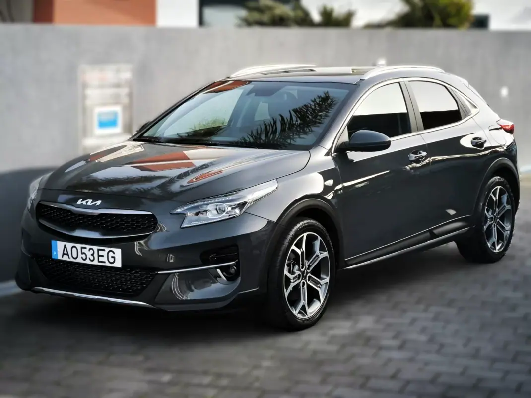 Kia XCeed 2022 - 18500 EUR, 29000 km - AUTO.MOTO.pt - 29000km - foto 1 de 50