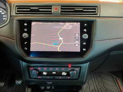 SEAT Ibiza 2019 - 13900 EUR, 117053 km - AUTO.MOTO.pt - 117053km - foto 9 de 21