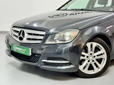 Mercedes-Benz C 220 2013 - 13750 EUR, 177000 km - AUTO.MOTO.pt - 177000km - foto 13 de 54