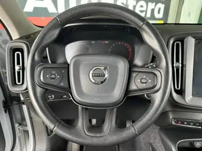 Volvo XC 40 2019 - 24900 EUR, 91623 km - AUTO.MOTO.pt - 91623km - foto 13 de 29