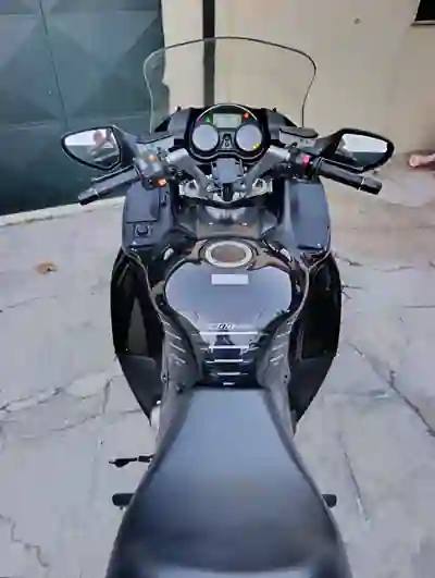 Kawasaki GTR 2012 - 9900 EUR, 44200 km - foto 4 de 11