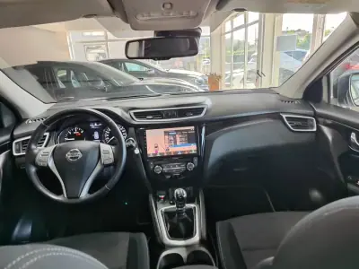 Nissan Qashqai 2015 - 14350 EUR, 98000 km - AUTO.MOTO.pt - 98000km - foto 22 de 38
