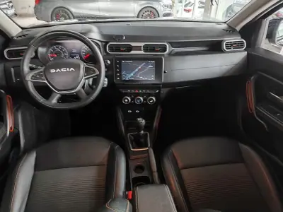 Dacia Duster 2023 - 16750 EUR, 65400 km - AUTO.MOTO.pt - 65400km - foto 34 de 35