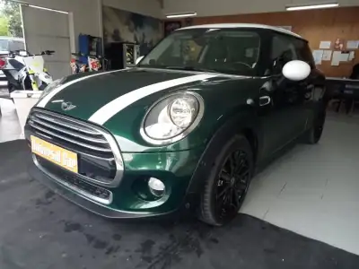 MINI Cooper 2014 - 14900 EUR, 146000 km - AUTO.MOTO.pt - 146000km - foto 6 de 23