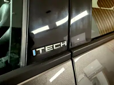 SEAT Leon 2015 - 14000 EUR, 181000 km - AUTO.MOTO.pt - 181000km - foto 33 de 92