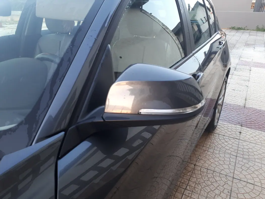 BMW 120 2014 - 11500 EUR, 248000 km - AUTO.MOTO.pt - 248000km - foto 7 de 8