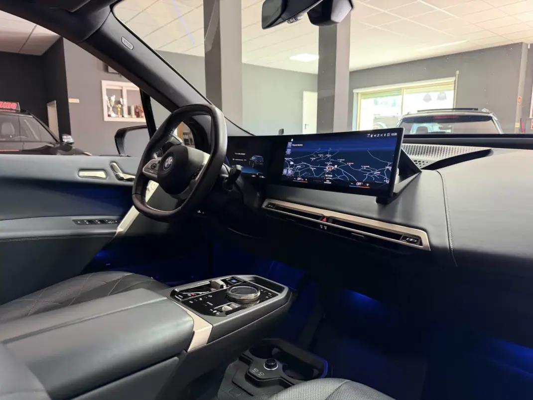 BMW iX 2023 - 58990 EUR, 72846 km - AUTO.MOTO.pt - 72846km - foto 14 de 22