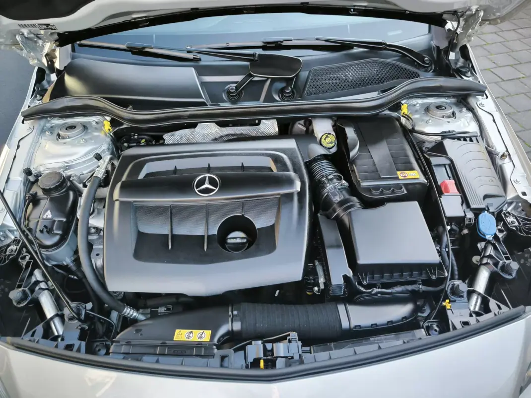 Mercedes-Benz A 160 2014 - 15950 EUR, 64000 km - AUTO.MOTO.pt - 64000km - foto 34 de 34