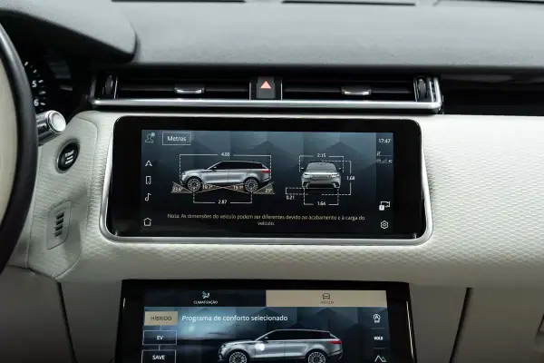 Land Rover Range Rover Velar 2021 - 49950 EUR, 46000 km - AUTO.MOTO.pt - 46000km - foto 35 de 53