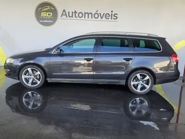 Volkswagen Passat Variant 2006 - 7300 EUR, 260000 km - AUTO.MOTO.pt - 260000km - foto 2 de 10