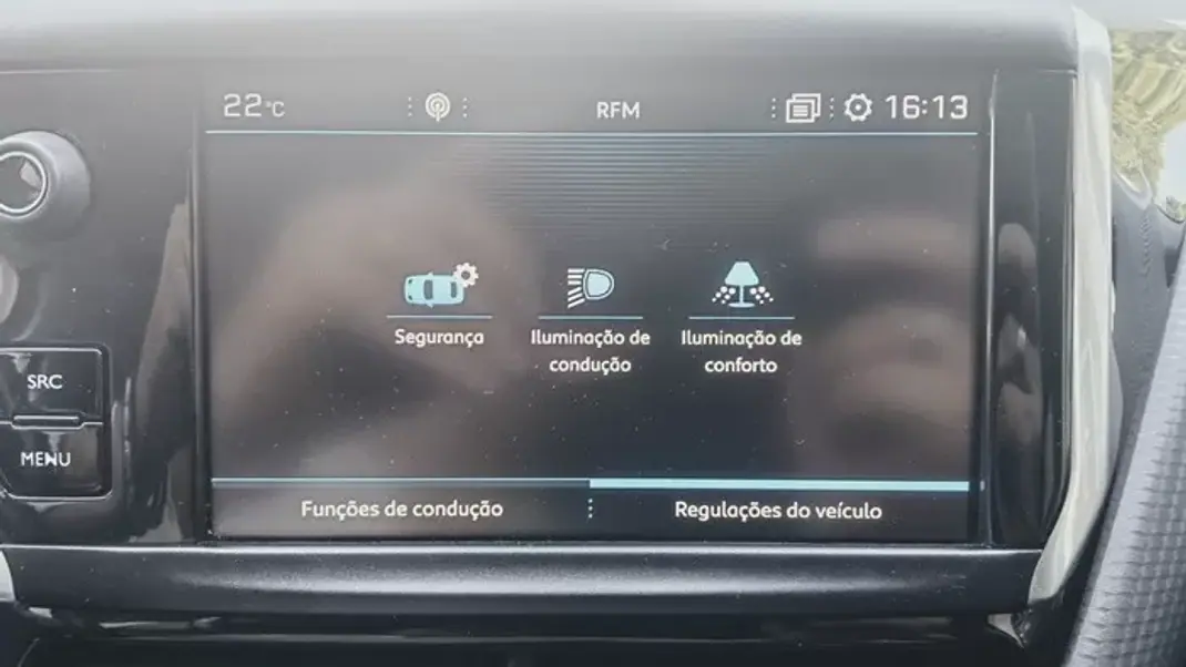 Peugeot 208 2019 - 8299 EUR, 136000 km - AUTO.MOTO.pt - 136000km - foto 36 de 48