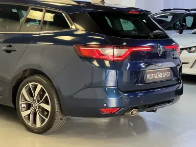 Renault Mégane Sport Tourer 2016 - 13990 EUR, 115000 km - AUTO.MOTO.pt - 115000km - foto 48 de 57