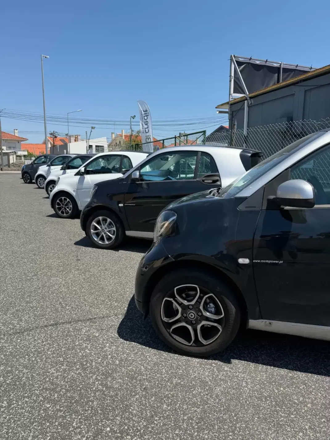 Smart ForTwo Coupé 2015 - 12480 EUR, 35000 km - 35000km - foto 4 de 4