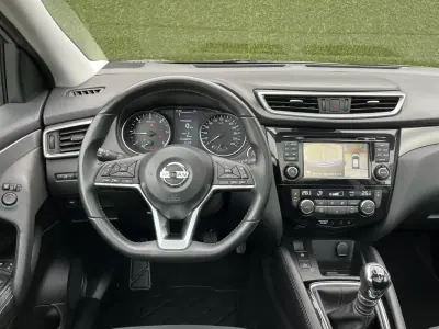 Nissan Qashqai 2017 - 18500 EUR, 128000 km - AUTO.MOTO.pt - 128000km - foto 19 de 27