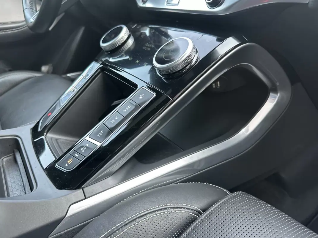 Jaguar I-Pace 2018 - 27900 EUR, 113000 km - 113000km - foto 51 de 59