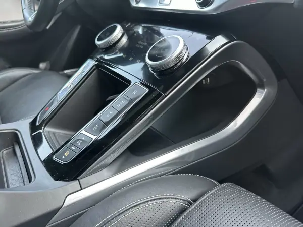 Jaguar I-Pace 2018 - 27900 EUR, 113000 km - AUTO.MOTO.pt - 113000km - foto 51 de 59