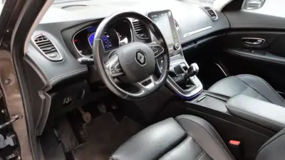 Renault Grand Scénic 2018 - 15500 EUR, 500000 km - 500000km - foto 12 de 33