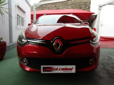 Renault Clio Sport Tourer 2014 - 8499 EUR, 167211 km - 167211km - foto 11 de 14