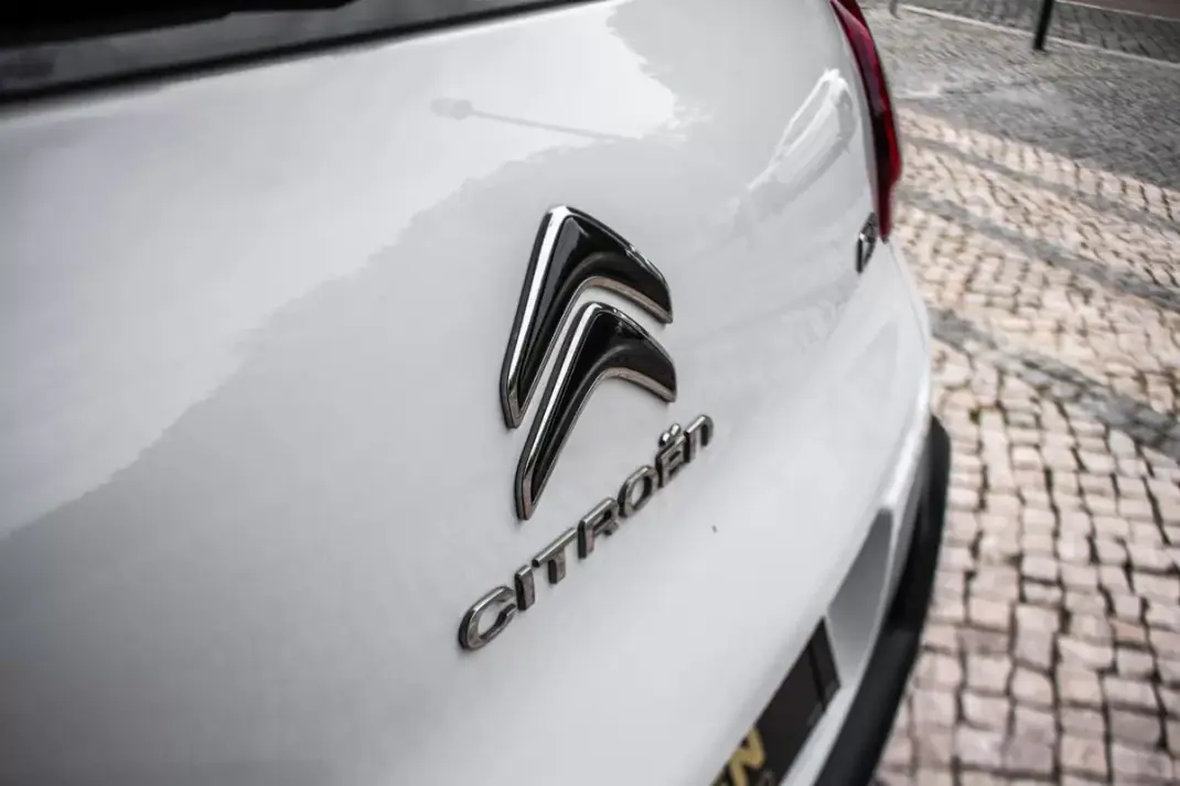 Citroën C3 2024 - 13990 EUR, 21393 km - AUTO.MOTO.pt - 21393km - foto 12 de 39