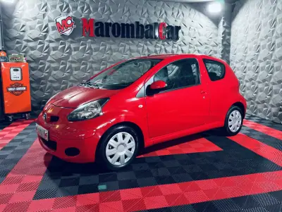 Toyota Aygo 2009 - 4990 EUR, 101120 km - AUTO.MOTO.pt - 101120km - foto 4 de 21