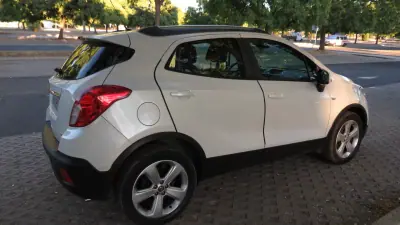 Opel Mokka 2013 - 11900 EUR, 215000 km - 215000km - foto 5 de 17